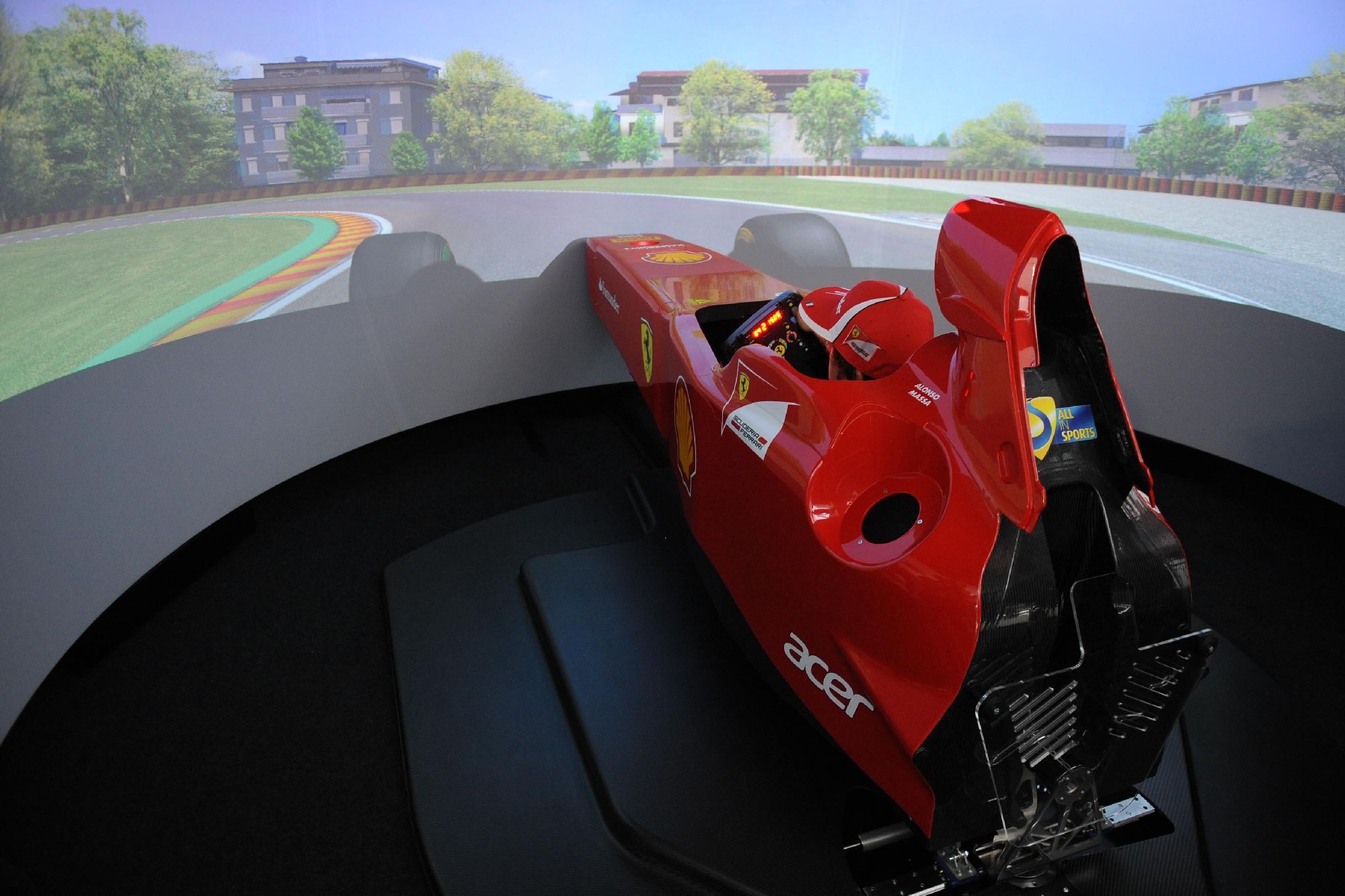 F1 Simulator: Low Latency Multi Projection with Scalable